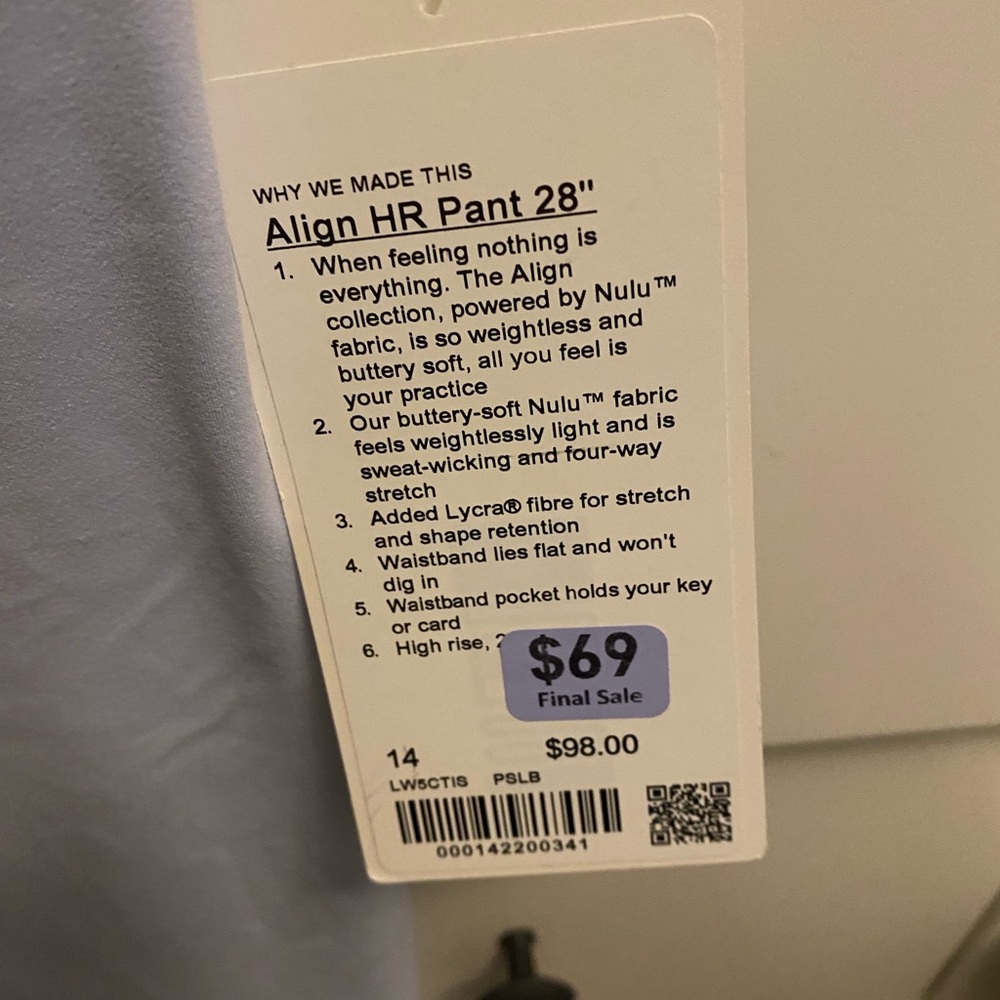 Beautiful soft blue lululemon leggings-brand new size 14